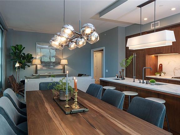 4th image of 1001 Julia St #11C