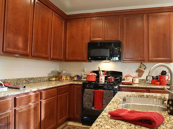 5th image of 601 W Camino Curvitas