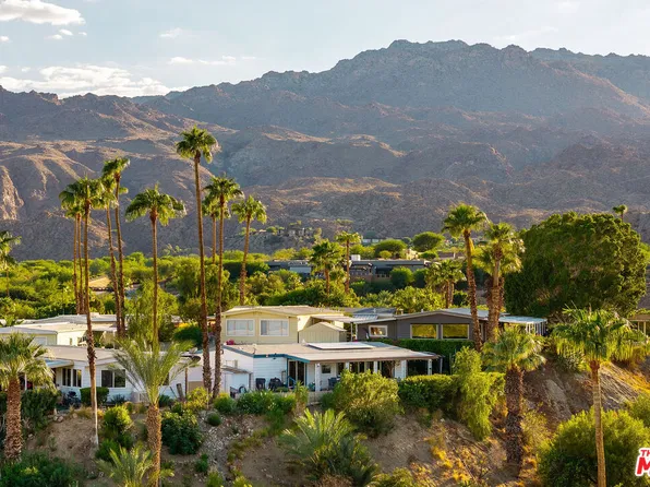 47 Country Club Dr, Palm Desert, CA 92260
