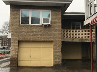 815 Library Ave APT 10, Carnegie, PA 15106