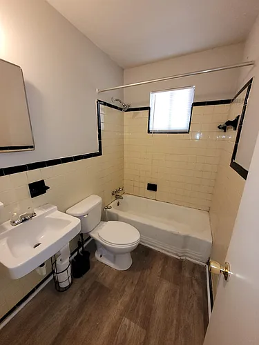 1807 Ryan St Photo 1