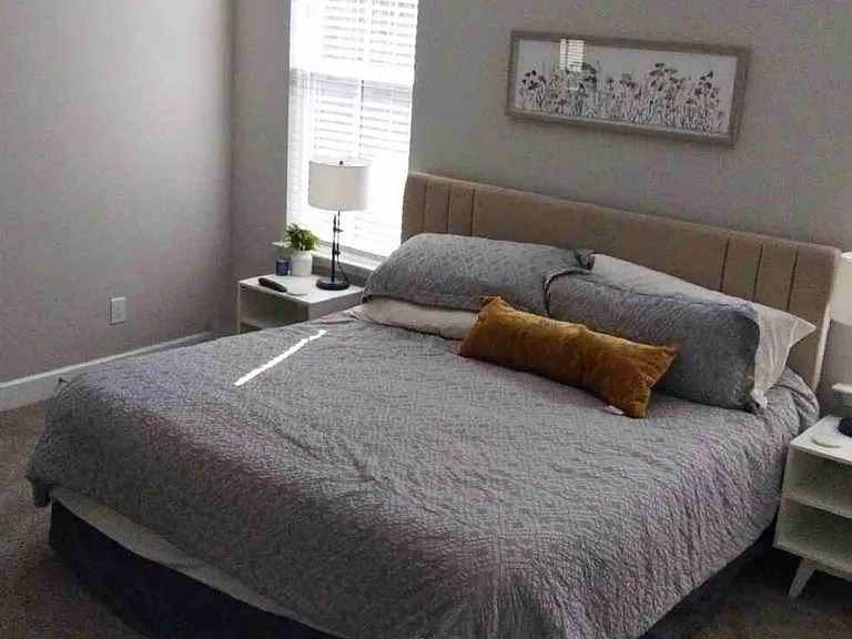 708 Goswell Dr — Photo 14