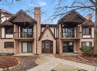 2807 Glenwood Lansing Rd APT 112, Lynwood, IL