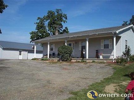 1st image of 1601 Oak Ln