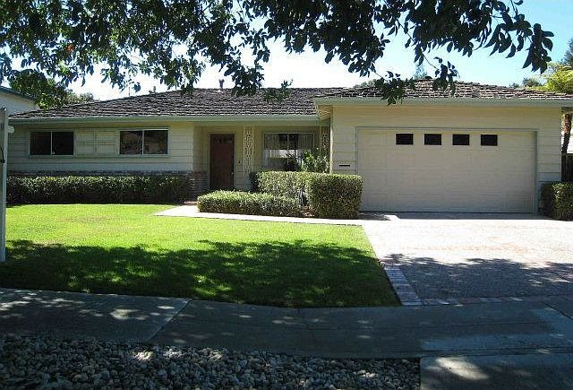 1st image of 837 Piper Ave