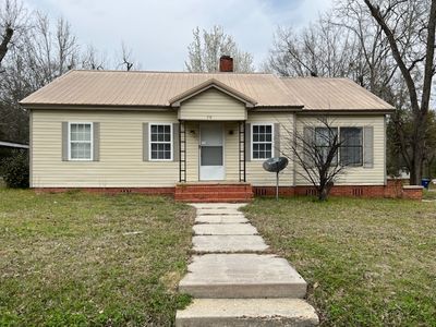 210 W Hart Ave, Opp, AL, 36467