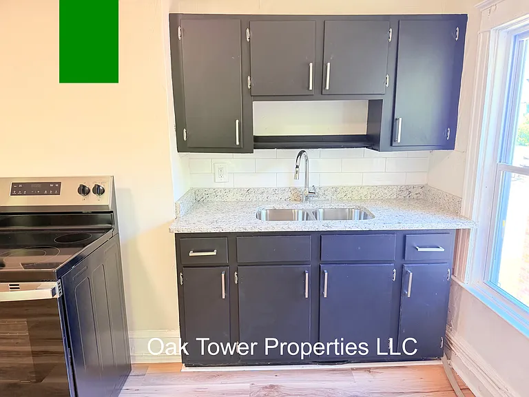 3301 Main St #A — Photo 9