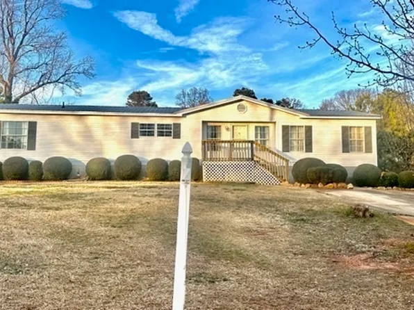 5021 Stoneridge Dr, Flowery Branch, GA 30542