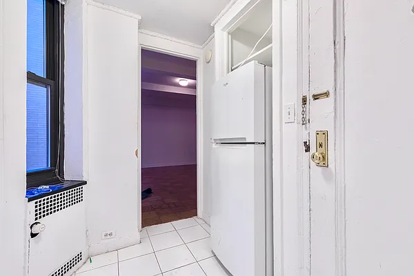 Rented by Manhattan Realty Group | media 4