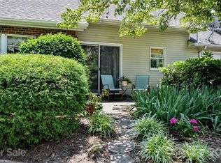 253 5th Ave NE, Hickory, NC 28601