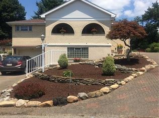 1031 Marcia Dr, Irwin, PA 15642