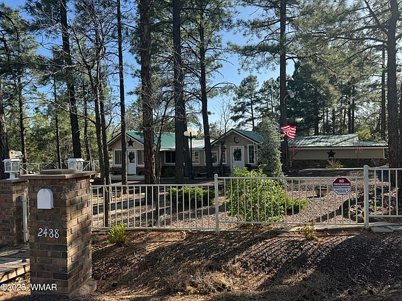 5th image of 2488 Oakwood Dr