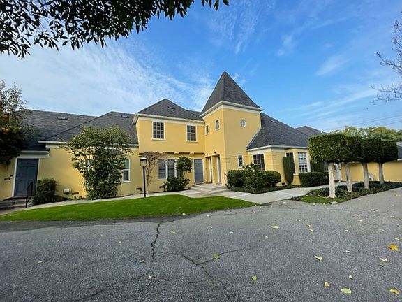 4th image of 1112 Donaldo Ct #1118-1/2