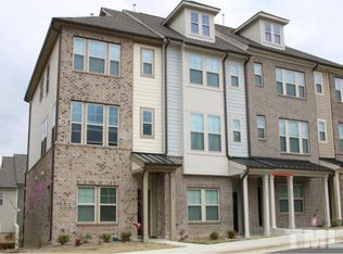 465 Village Commons Ln, Apex, NC 27502