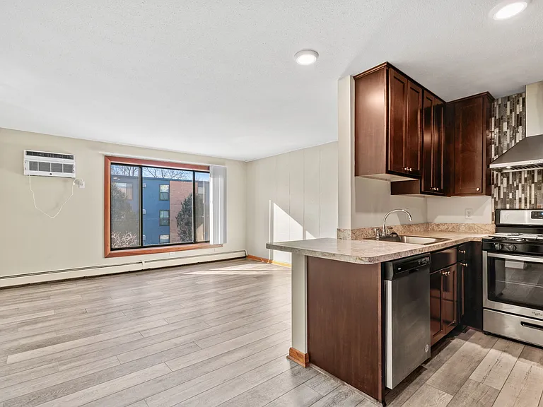 1 Bedroom B