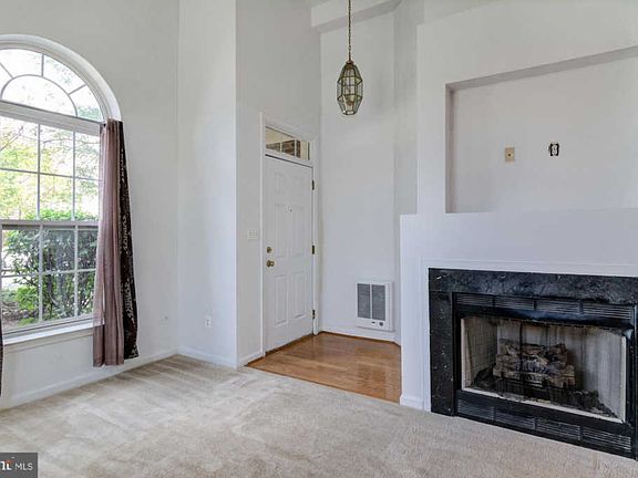 3rd image of 5075 Anchorstone Dr #312