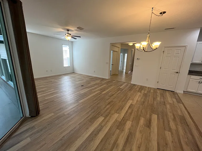 4976 NW 35th Lane Rd — Photo 10
