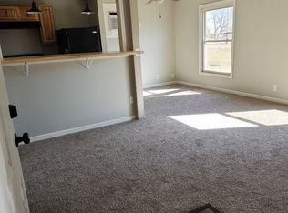 308 5th St #1B, Bridgeport, IL 62417