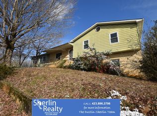 836 5th St W, Etowah, TN 37331