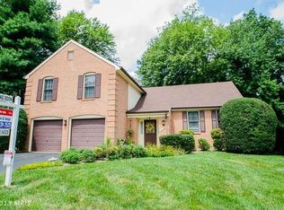 7408 Dorothy Ct, Springfield, VA 22153