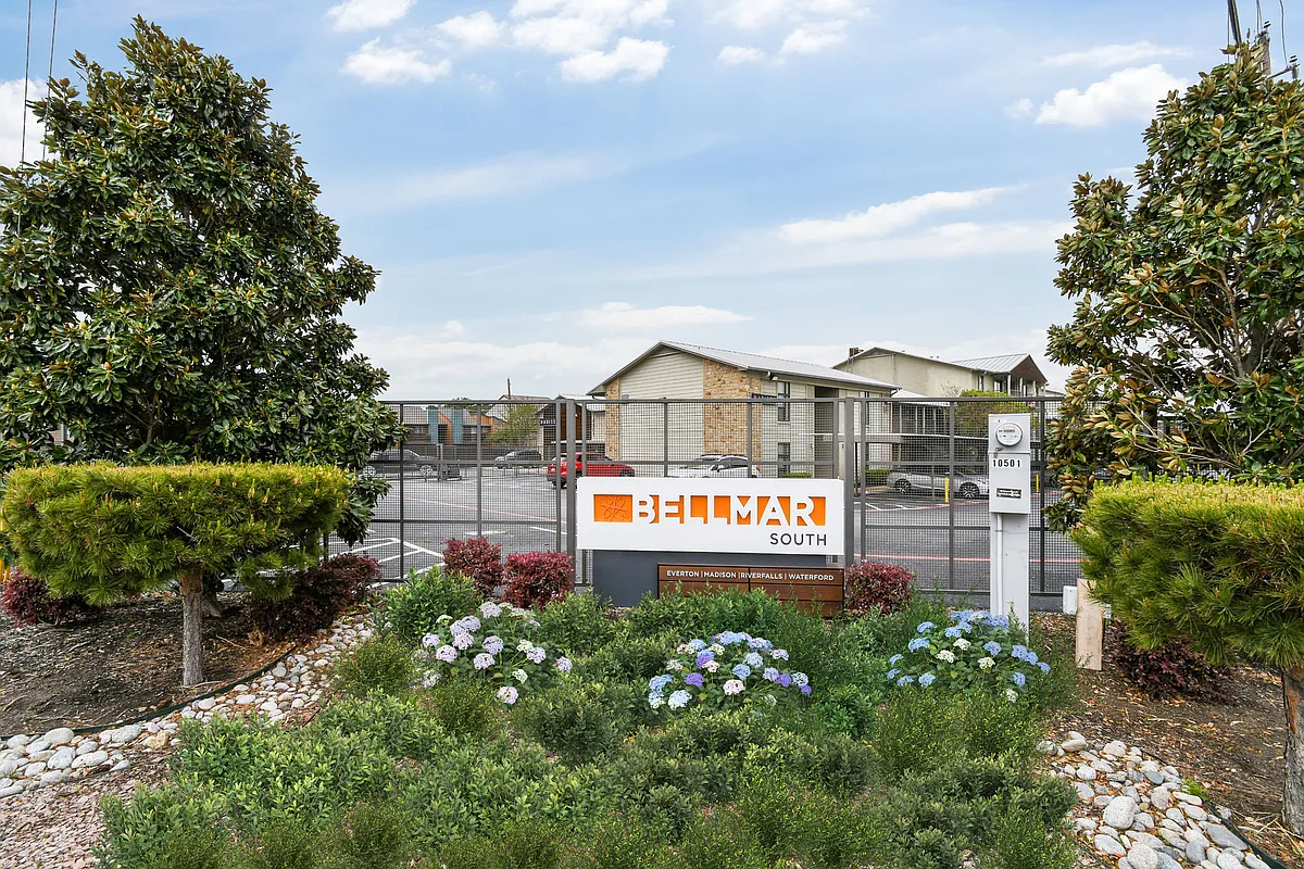 Building Photo - Madison @ Bellmar