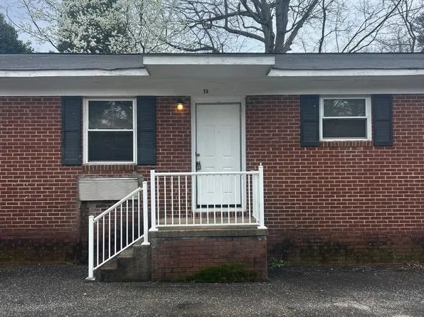 238 9th Ave Pl, 238 9th Avenue Pl SW #15, Hickory, NC 28602