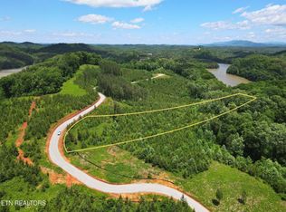 2070 Winding Trl, Vonore, TN 37885