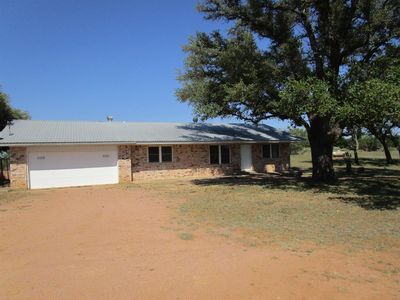 378 CR 117, Llano, TX, 78643