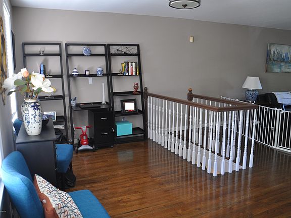 4th image of 57 Arnold St