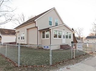 345 15th Ave SW, Cedar Rapids, IA 52404