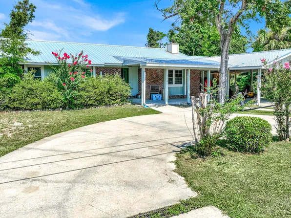 110 Kentucky Ave, Lynn Haven, FL 32444