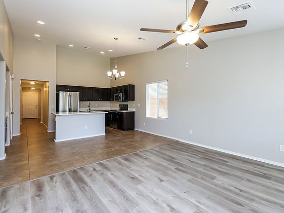 4th image of 1451 E Mayfield Dr