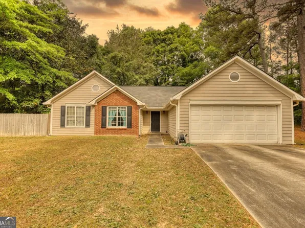 2206 Ridgewood Ct NE, Conyers, GA 30013