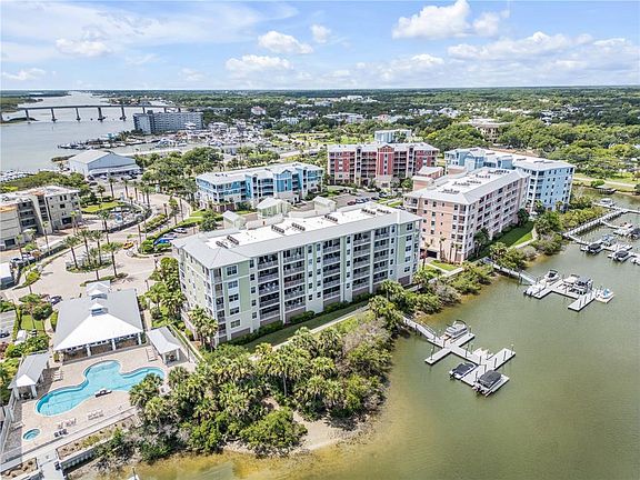 3rd image of 5 RIVERWALK DRIVE #506