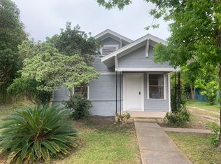 519 E Pine St, Seguin, TX 78155