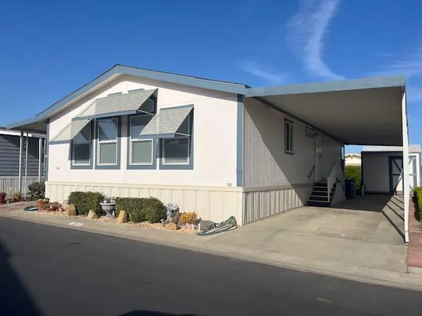 1001 Sylmar Ave Space 164, Clovis, CA 93612
