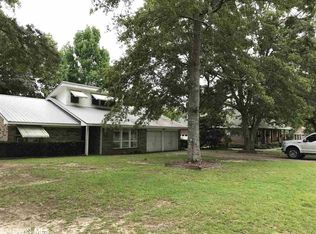 10190 Longview Dr, Foley, AL 36535