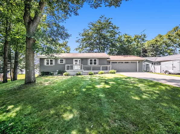 4911 Kim Dr, Hillsdale, MI 49242