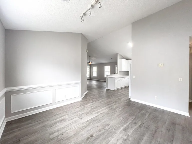 307 Sunburst Way — Photo 14