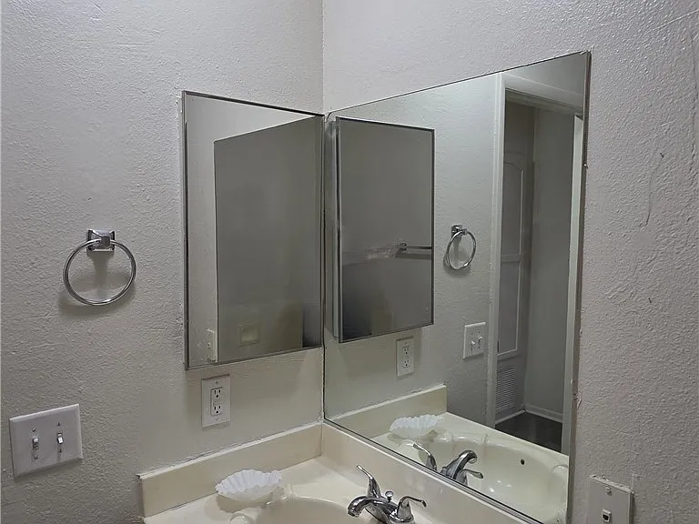 6671 W Tropicana Ave #103 — Photo 38