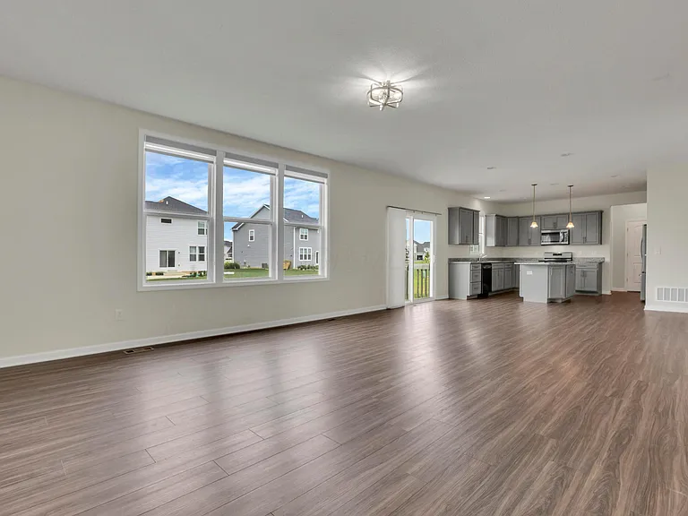 241 Sunstone Ln — Photo 11