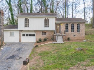 8939 Drake Parkway Rd, Chattanooga, TN 37416