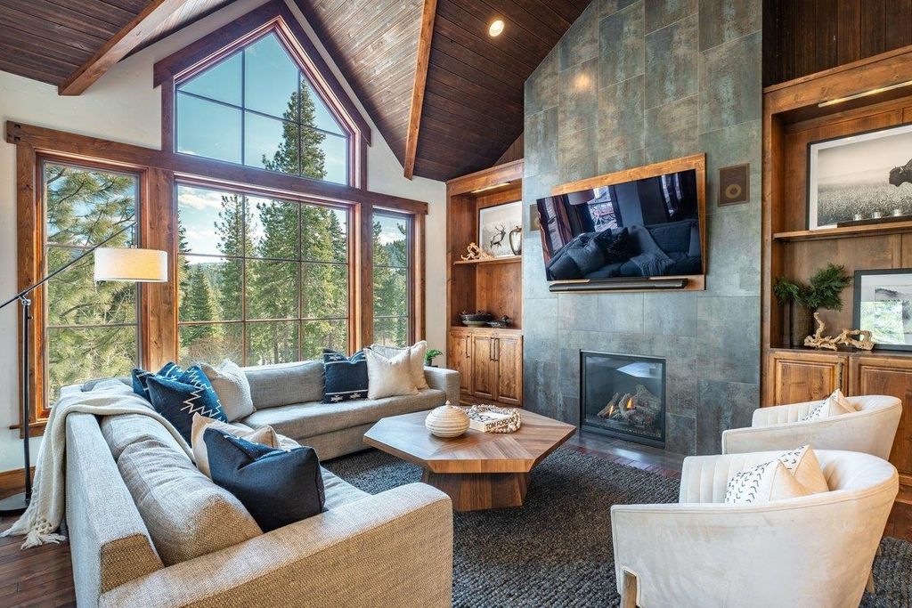 Home at Northstar Golf Course