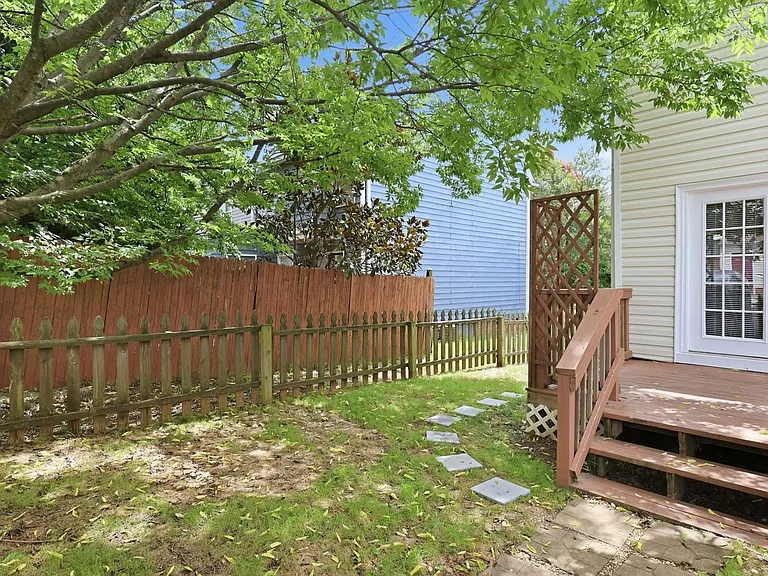 1512 Lakeview Ave — Photo 25