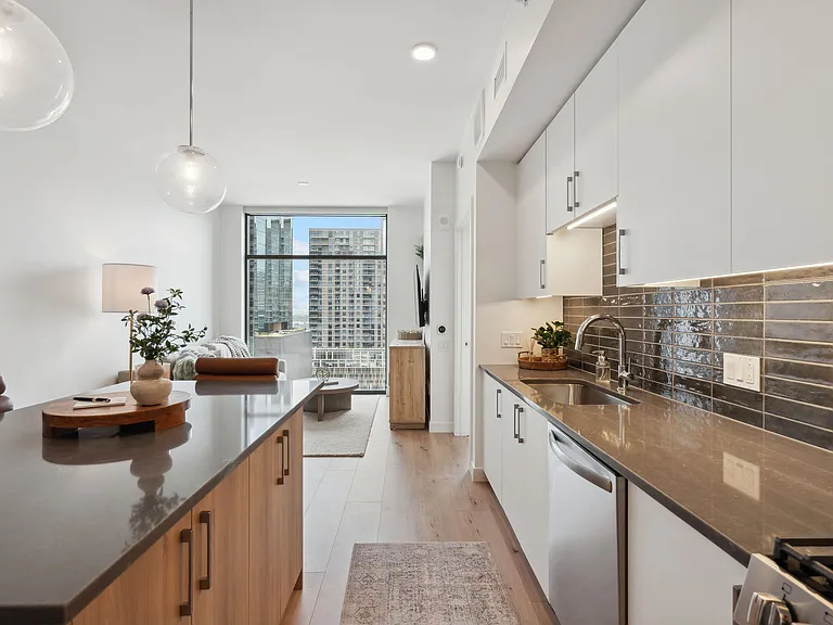 1212 Demonbreun St #1211 — Photo 11