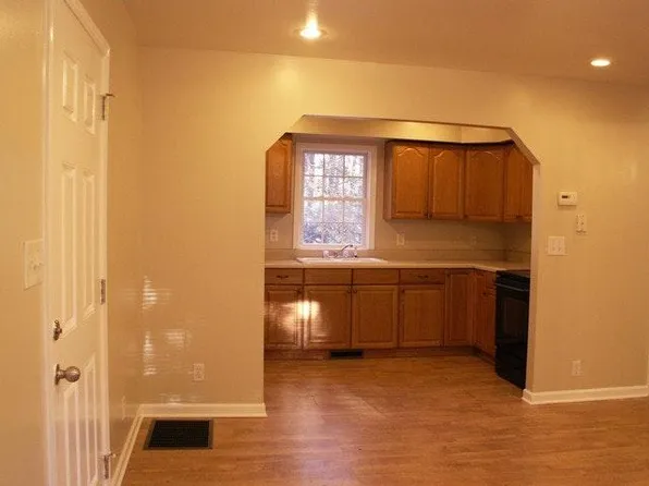 213 Davis Rd, Dawsonville, GA