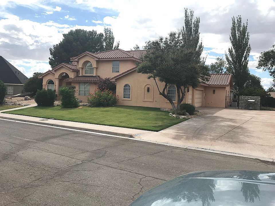 1st image of 2473 Desert Hills Dr