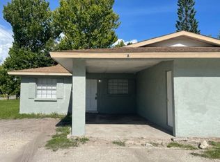 913A 66th Ave W, Bradenton, FL 34207