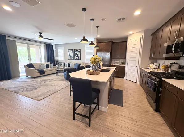 455 E SHELLIE Court, Casa Grande, AZ 85122