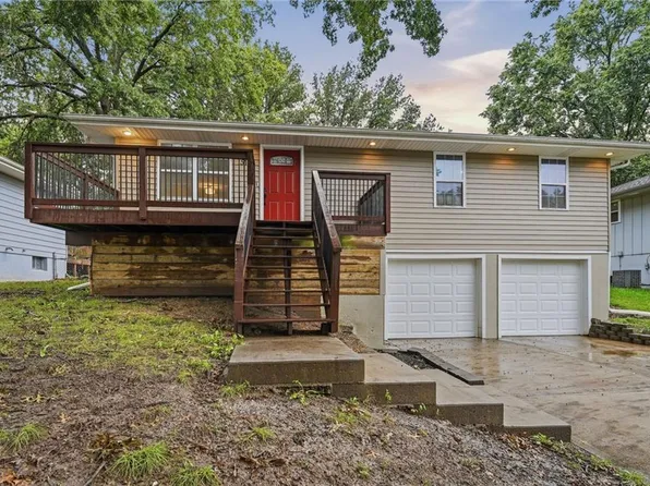 519 NE 98th Pl, Kansas City, MO 64155